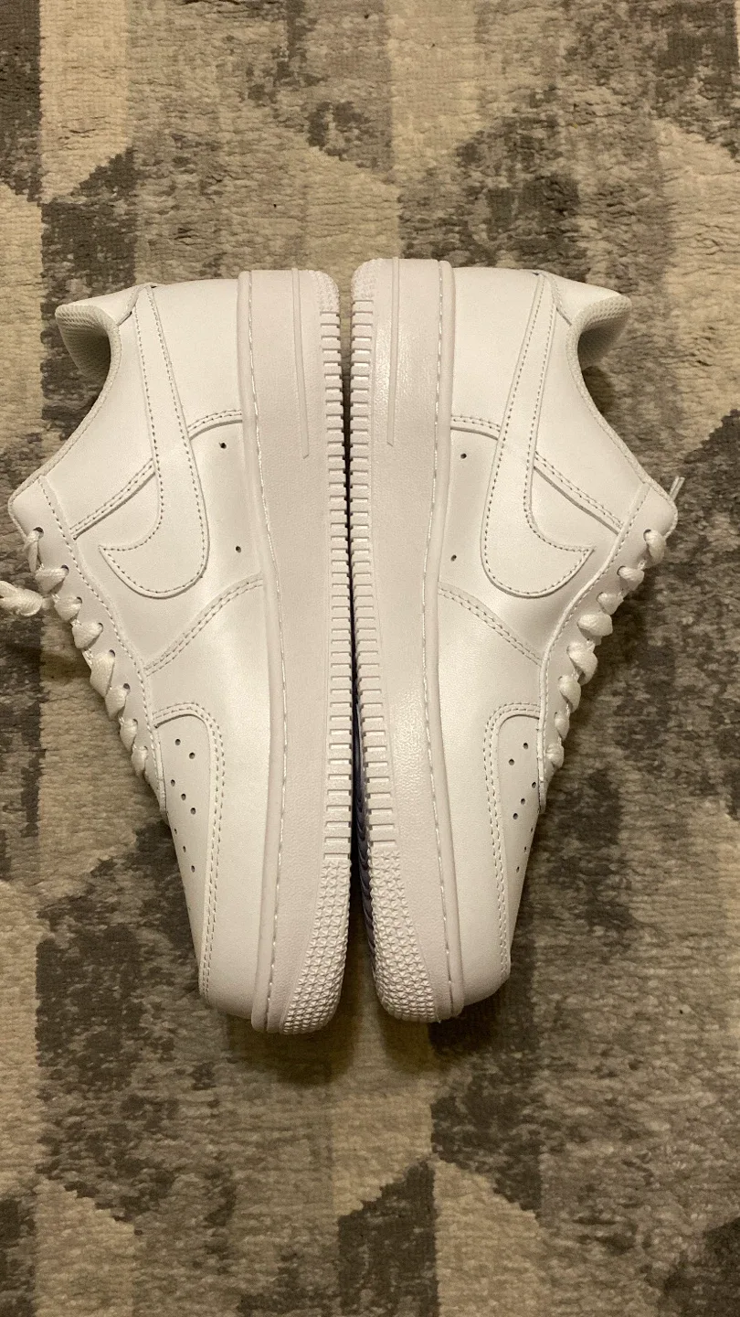 Nike AirForce 1 ‘07 “White” - Size 10 image indicator(2)