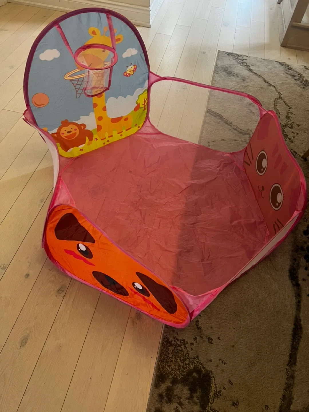Kids Pop-Up Play Tent thumbnail