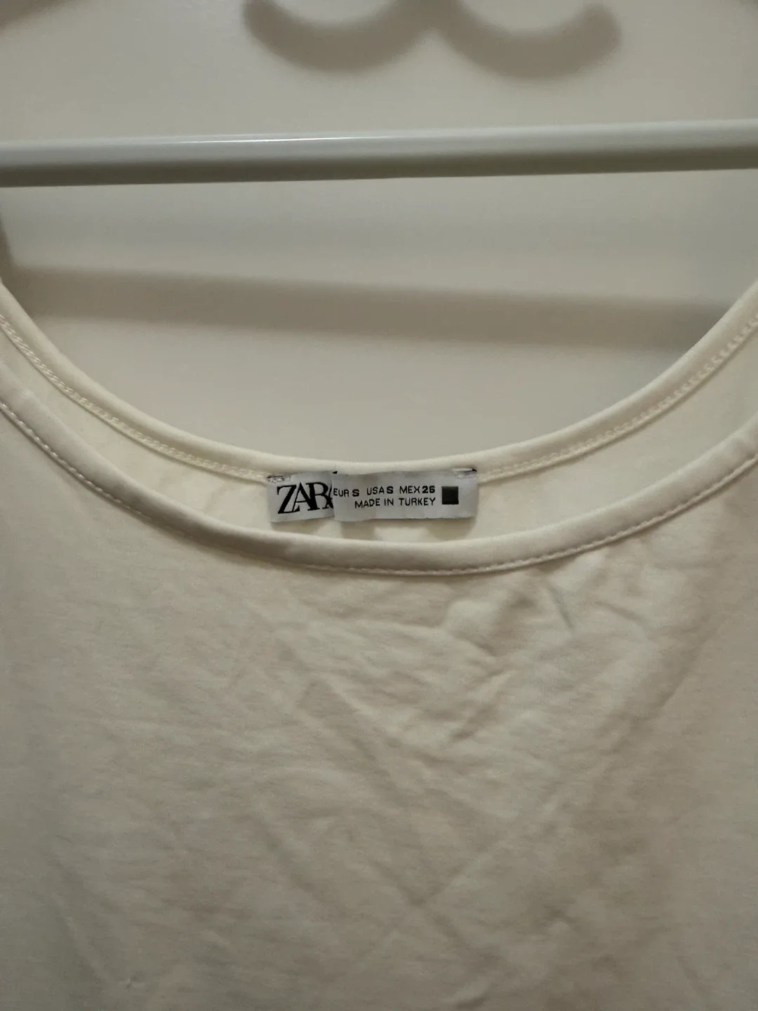Zara White Tank Top - Size S image indicator(2)