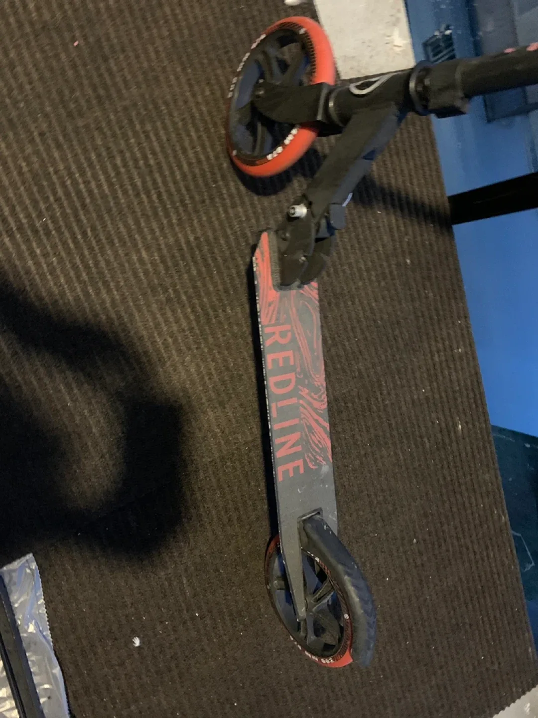 Redline Kick Scooter image indicator(2)