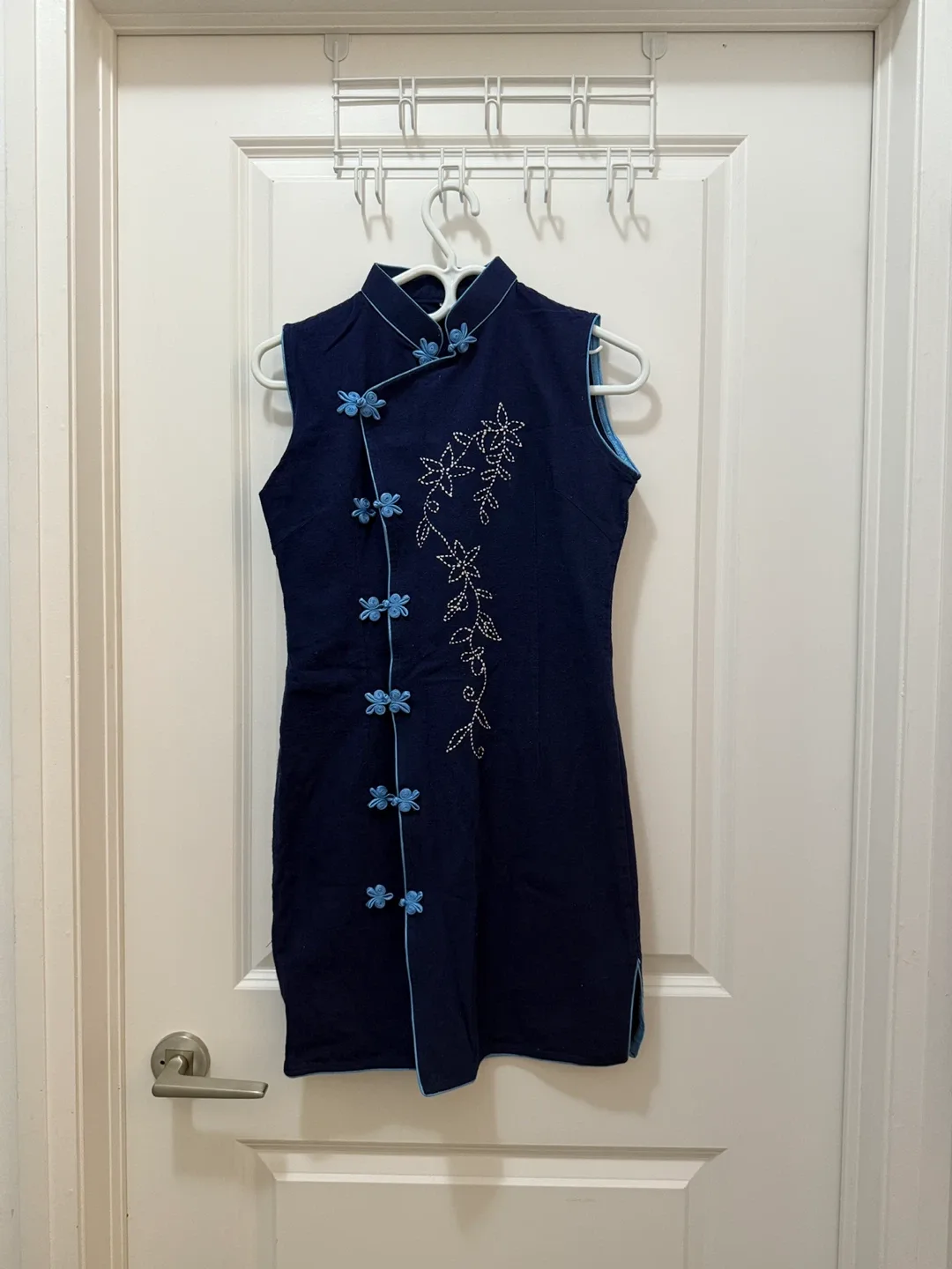 Navy Blue Sleeveless Cheongsam Dress - size S thumbnail