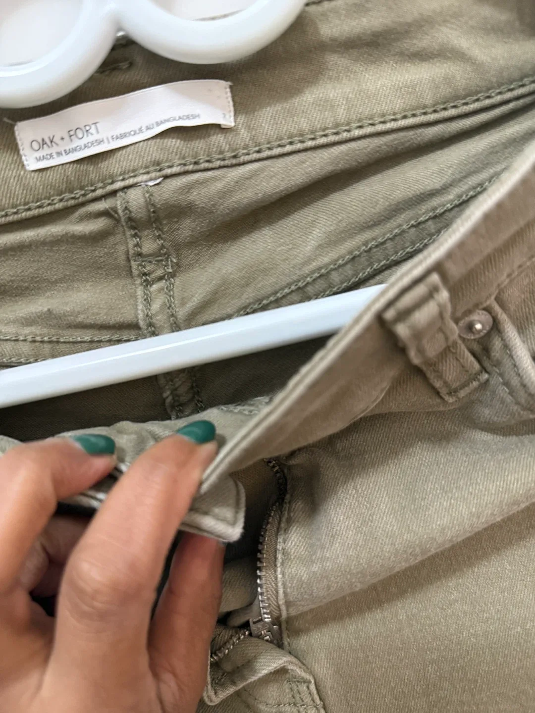 Oak + Fort Olive Green Wide Leg Jeans size 2 image indicator(2)