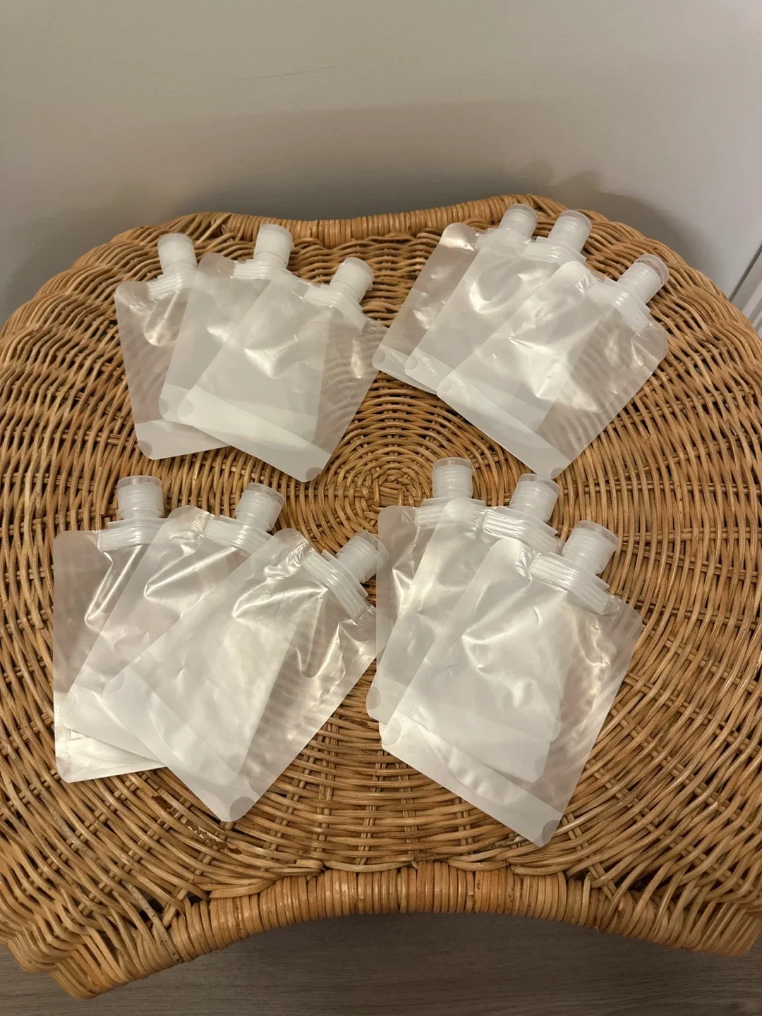 unopened Travel toiletry dispenser bag thumbnail