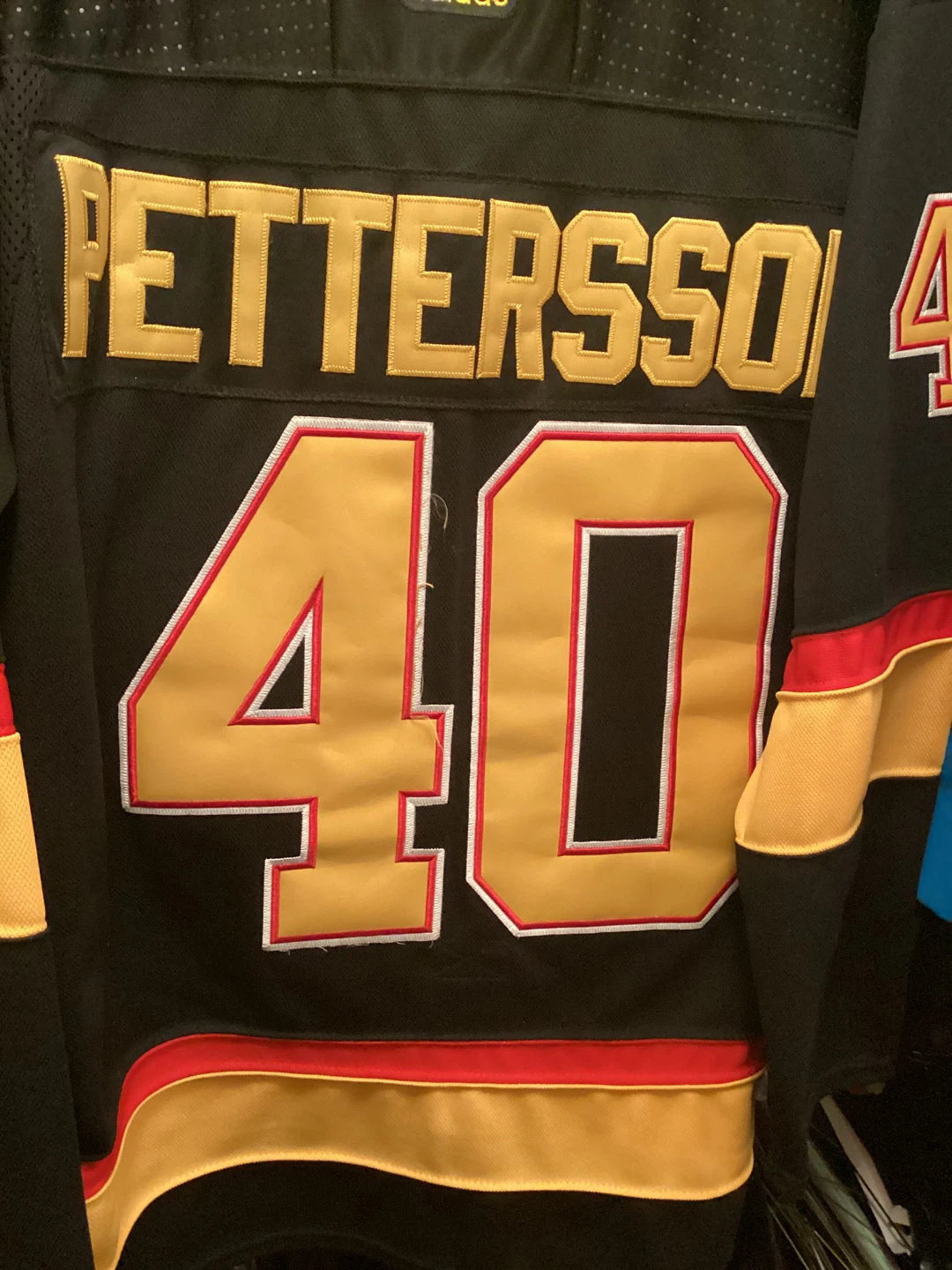 Adidas Canucks Pettersson #40 Jersey - Size 52
