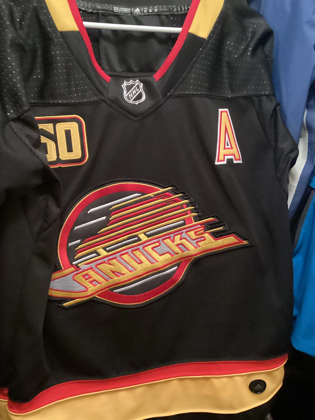 Adidas Canucks Pettersson #40 Jersey - Size 52 - photo 3