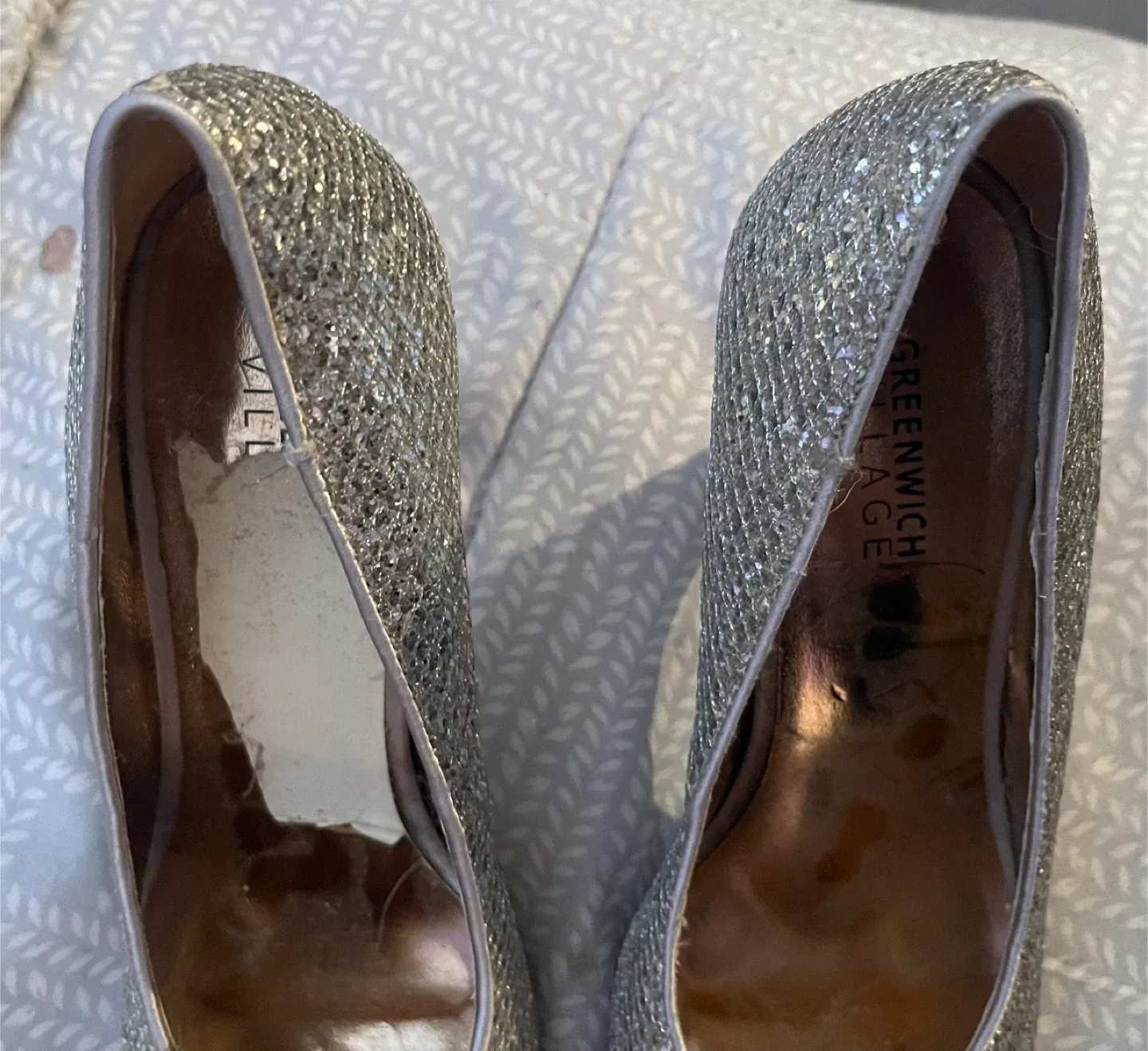 ✨Glitter Heels✨ image indicator(6)