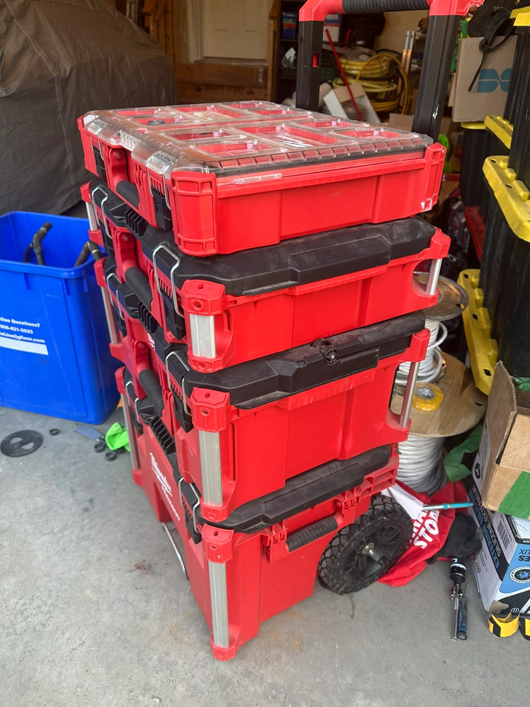 Milwaukee Packout Rolling Tool Box - photo 2