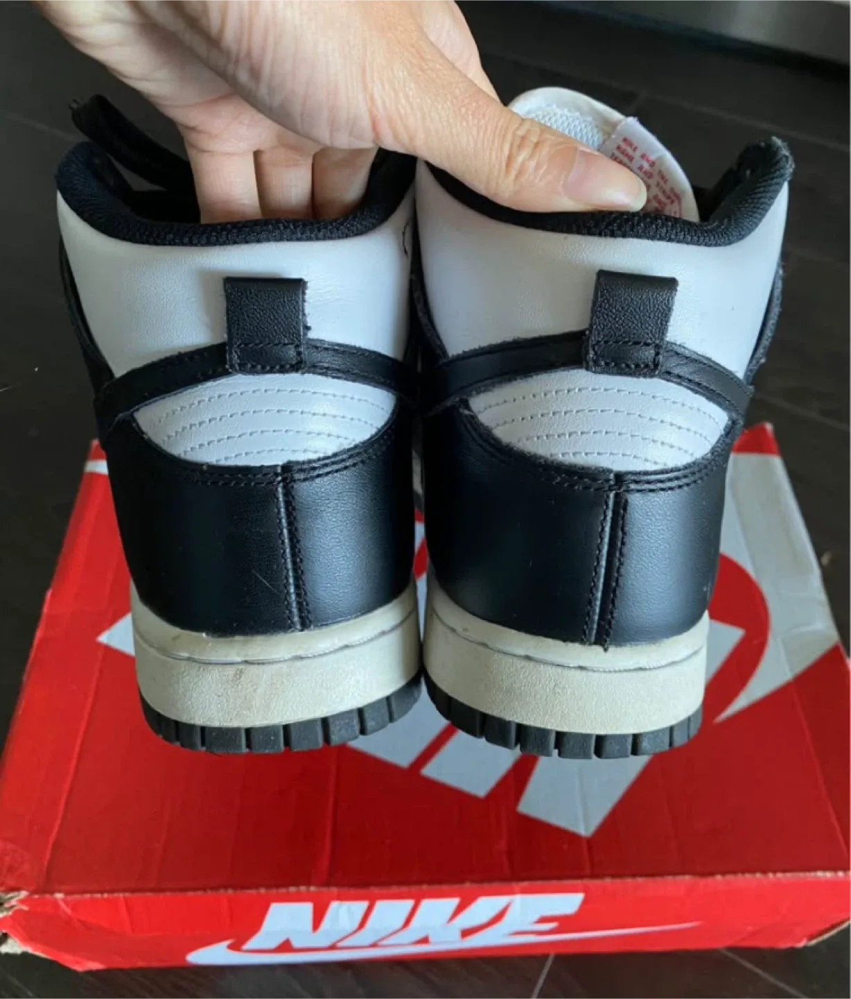 Nike black white high dunks with box 7.5 image indicator(4)