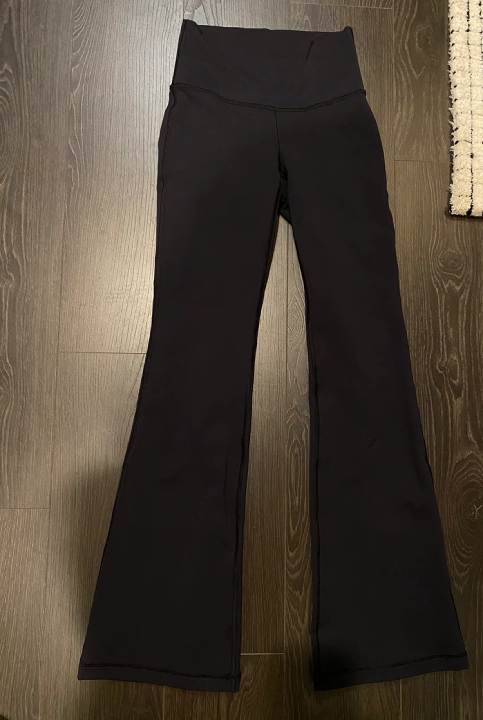 Aritzia TNA Black Yoga Pants XS New
