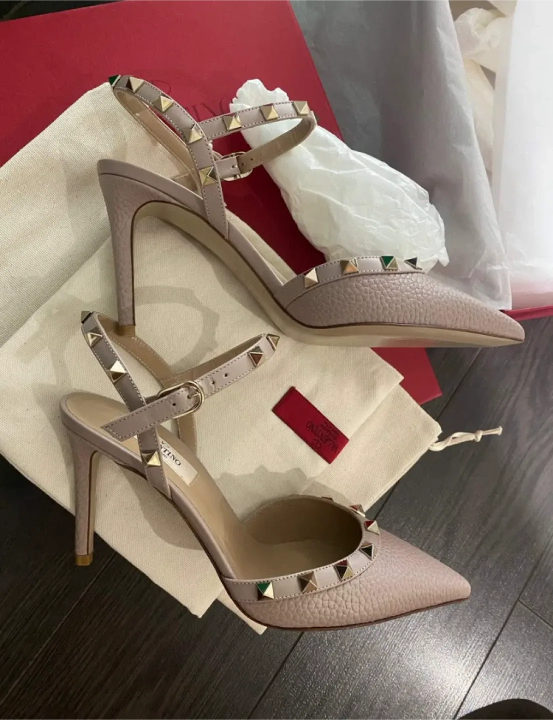 Valentino Garavani Rockstud Heels 36.5 NEW image indicator(2)