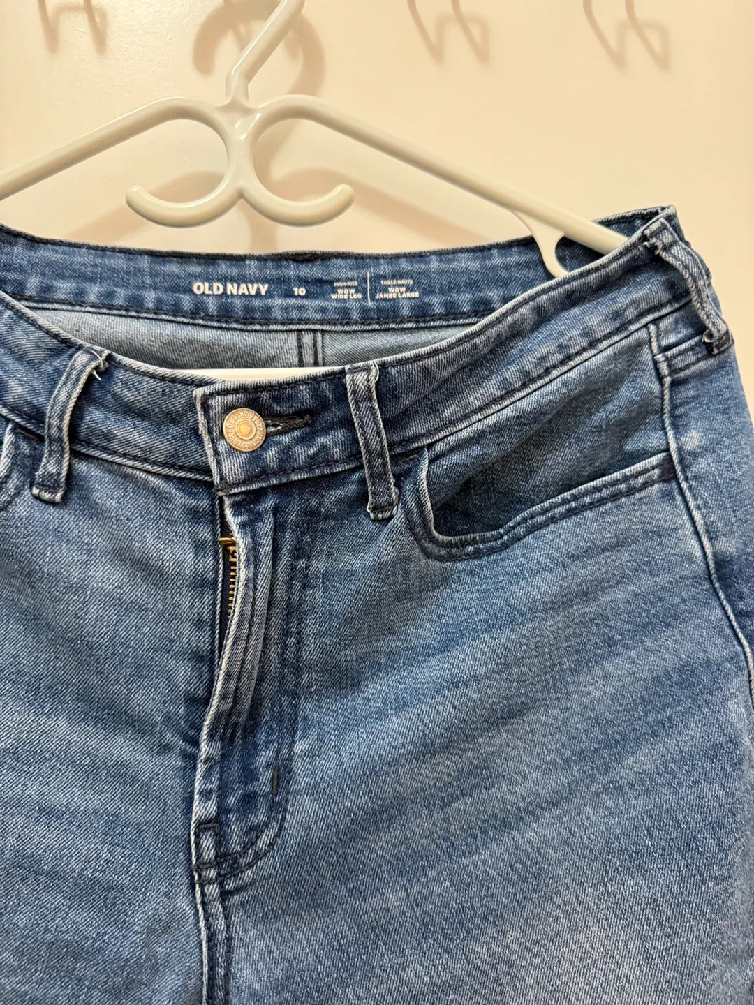 Old Navy Jeans - Size 10 image indicator(2)