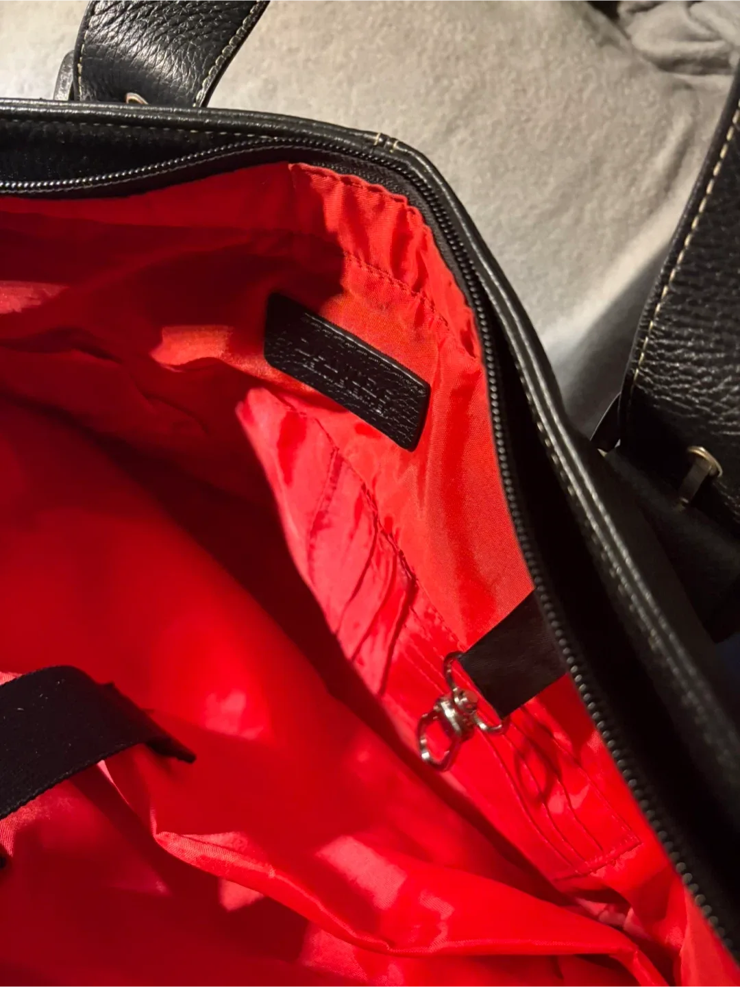 Danier Leather - Black Leather laptop Tote Bag image indicator(5)