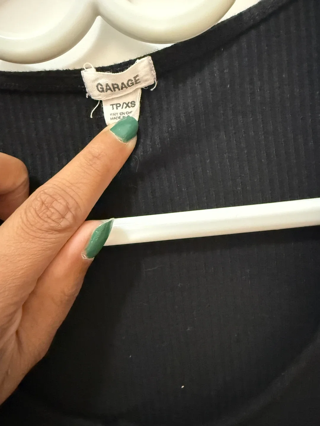 Garage Black XS Crop Top image indicator(2)