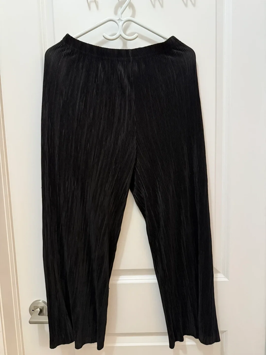 Gina Tricot Black Pleated Pants - Size S thumbnail