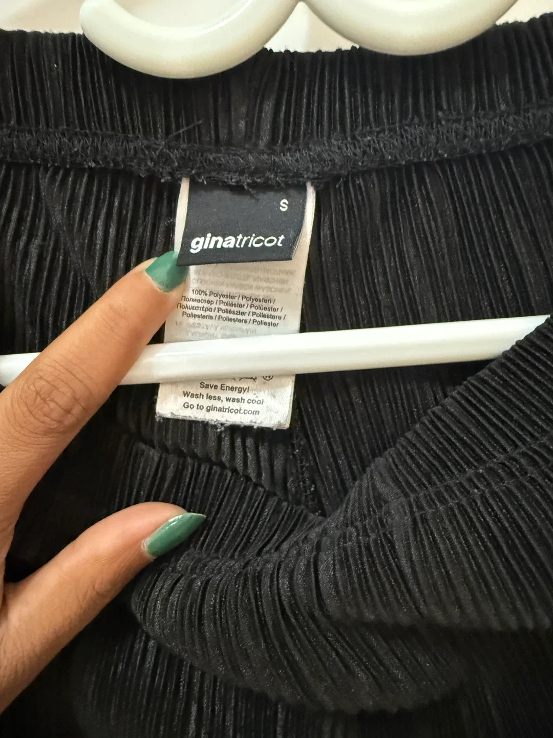 Gina Tricot Black Pleated Pants - Size S image indicator(2)