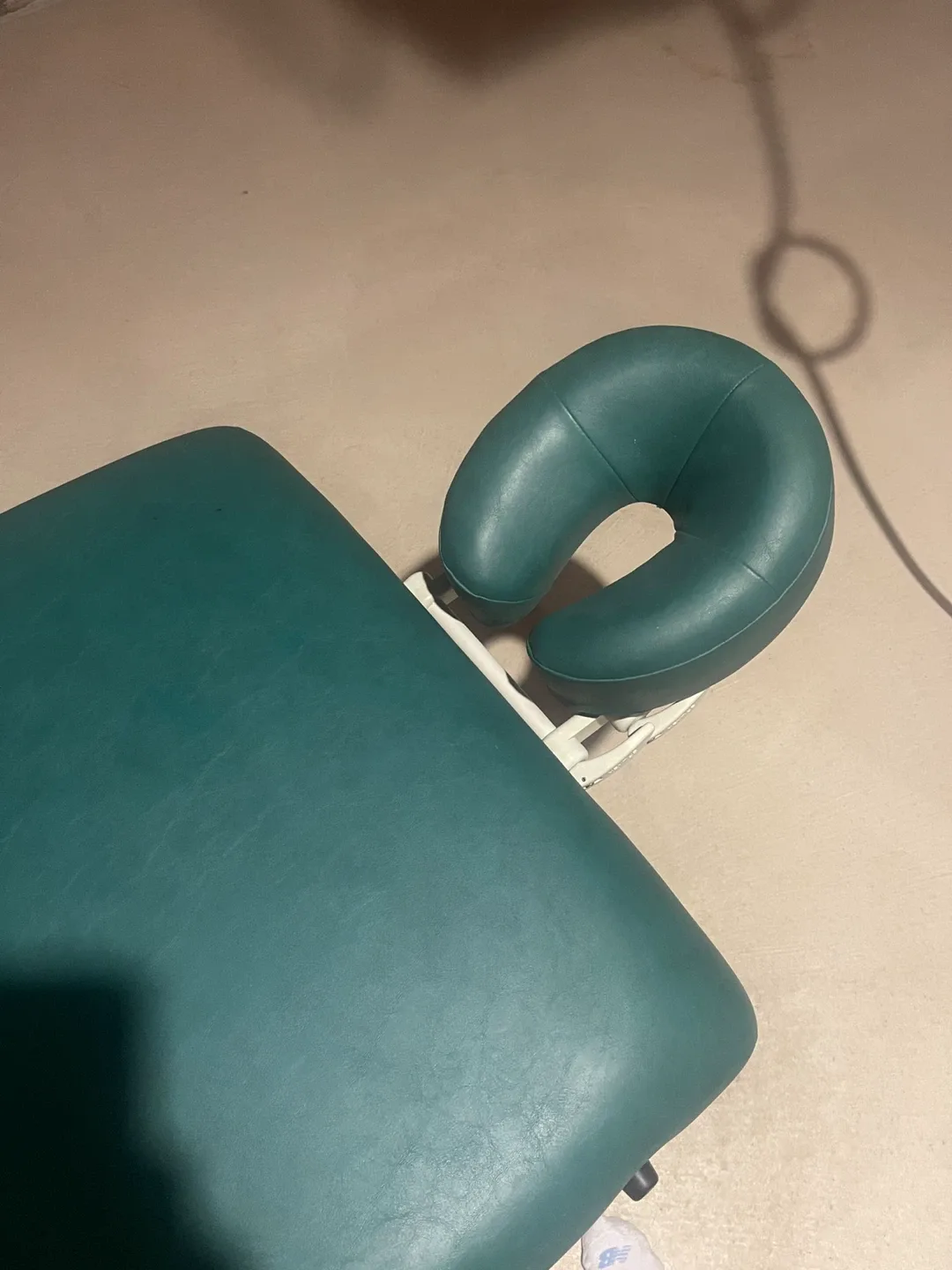 Green Portable Massage Table image indicator(4)