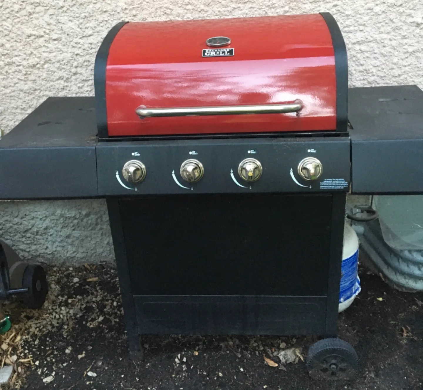 Backyard Grill BBQ with Cover thumbnail