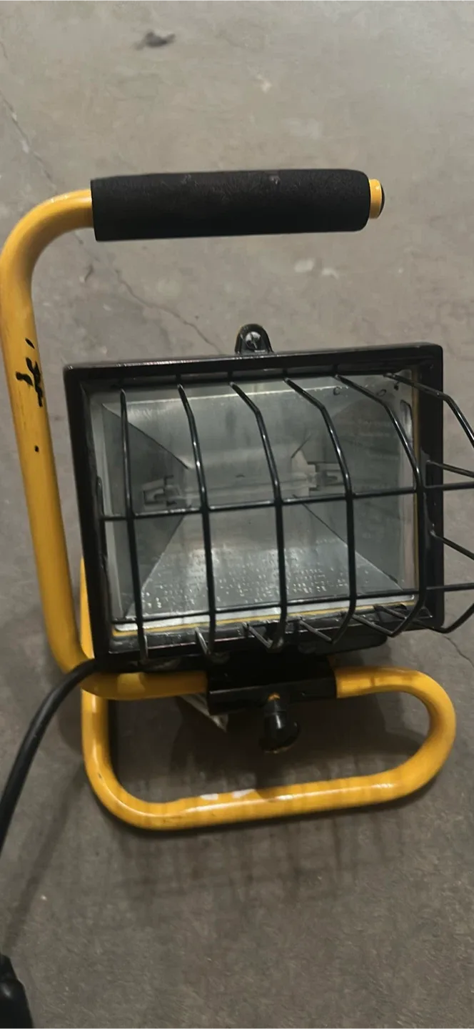 Portable Work Light - Yellow thumbnail