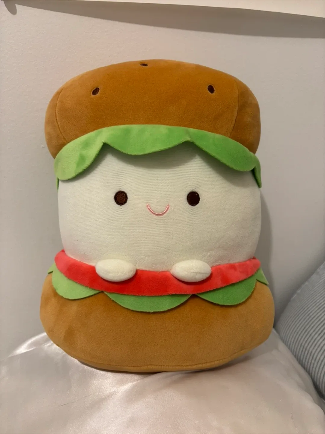 Miniso Burger Plushie thumbnail