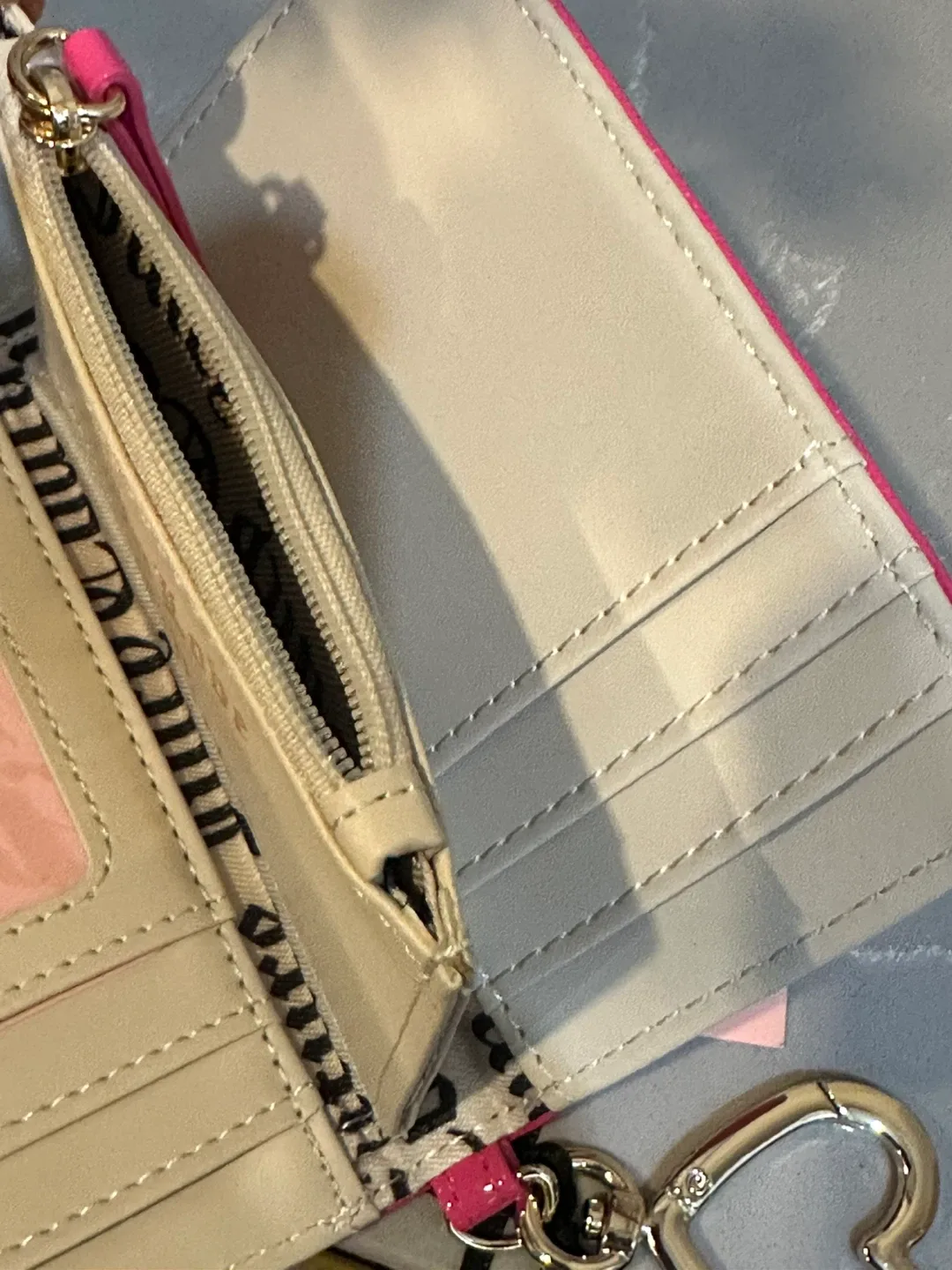 Juicy Couture Tab Card Case Wallet With Keyring image indicator(9)