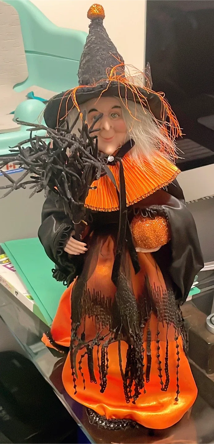 Halloween Witch Decoration thumbnail