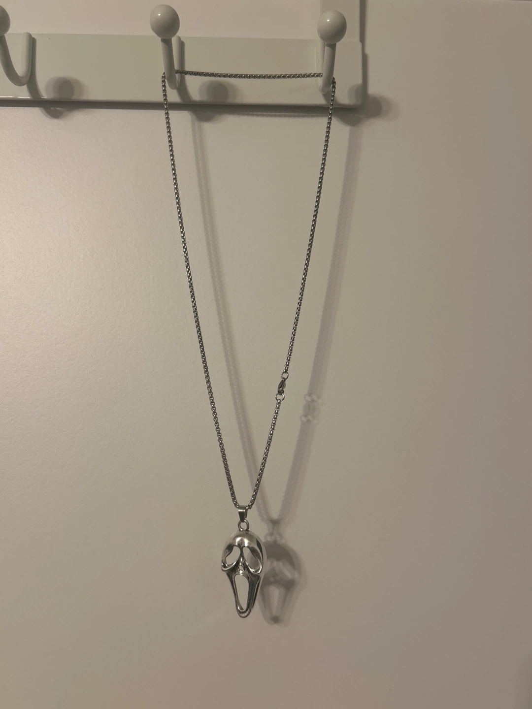 Silver Scream Ghostface Necklace - photo 2