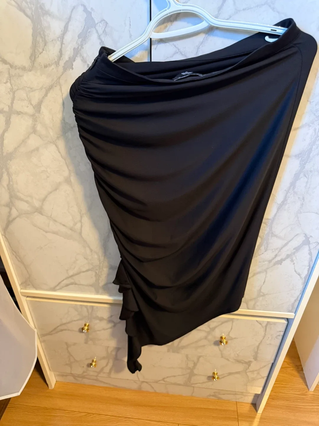 Bebe Black Ruched pencil Skirt - Size S image indicator(4)