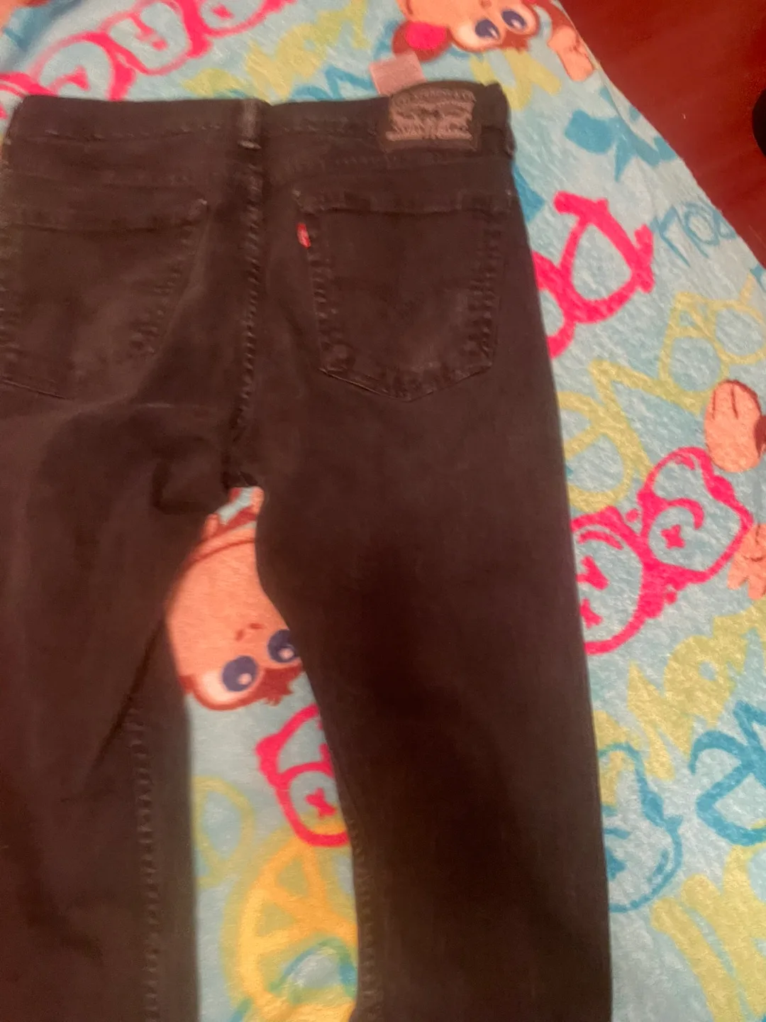 Women’s. Levi Strauss & Co. Size 32 skinny jeans image indicator(3)