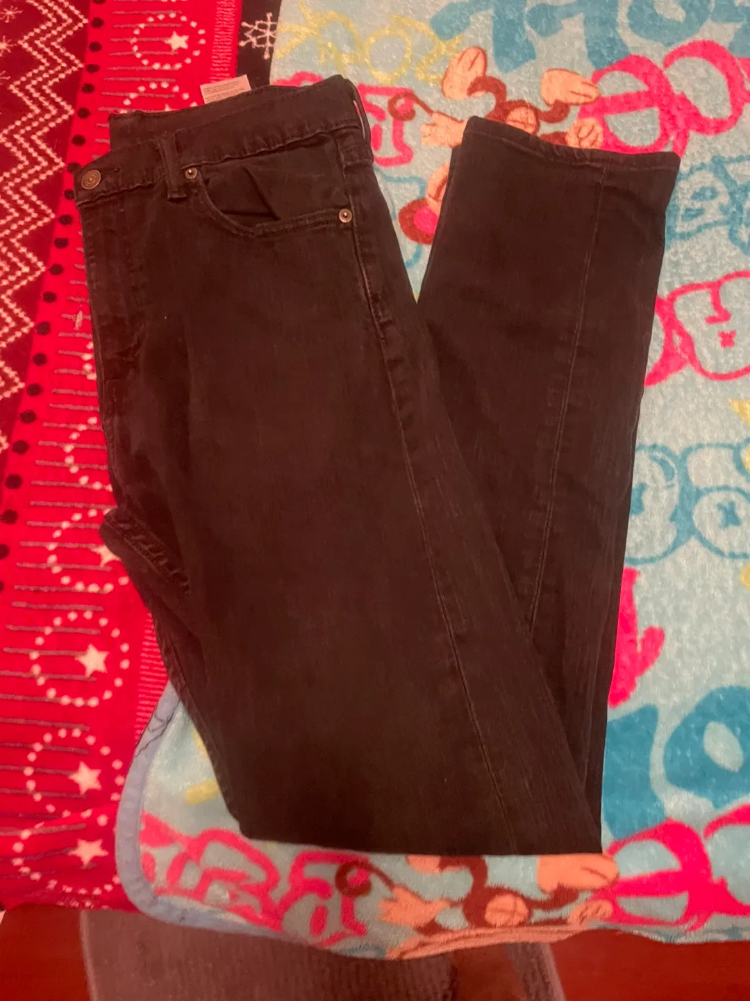 Women’s. Levi Strauss & Co. Size 32 skinny jeans image indicator(9)