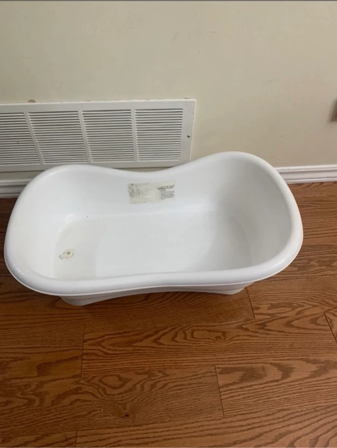 Baby BathTub with Comfortable Inclined Bed image indicator(2)
