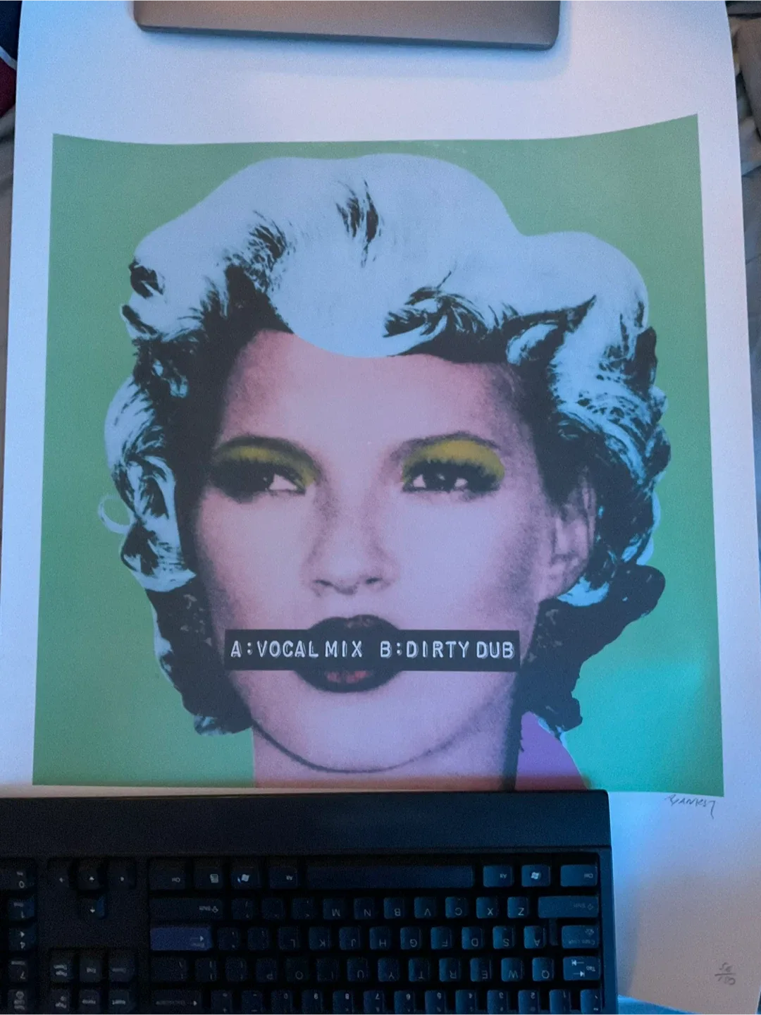 Banksy Kate Moss Print - Signed image indicator(2)
