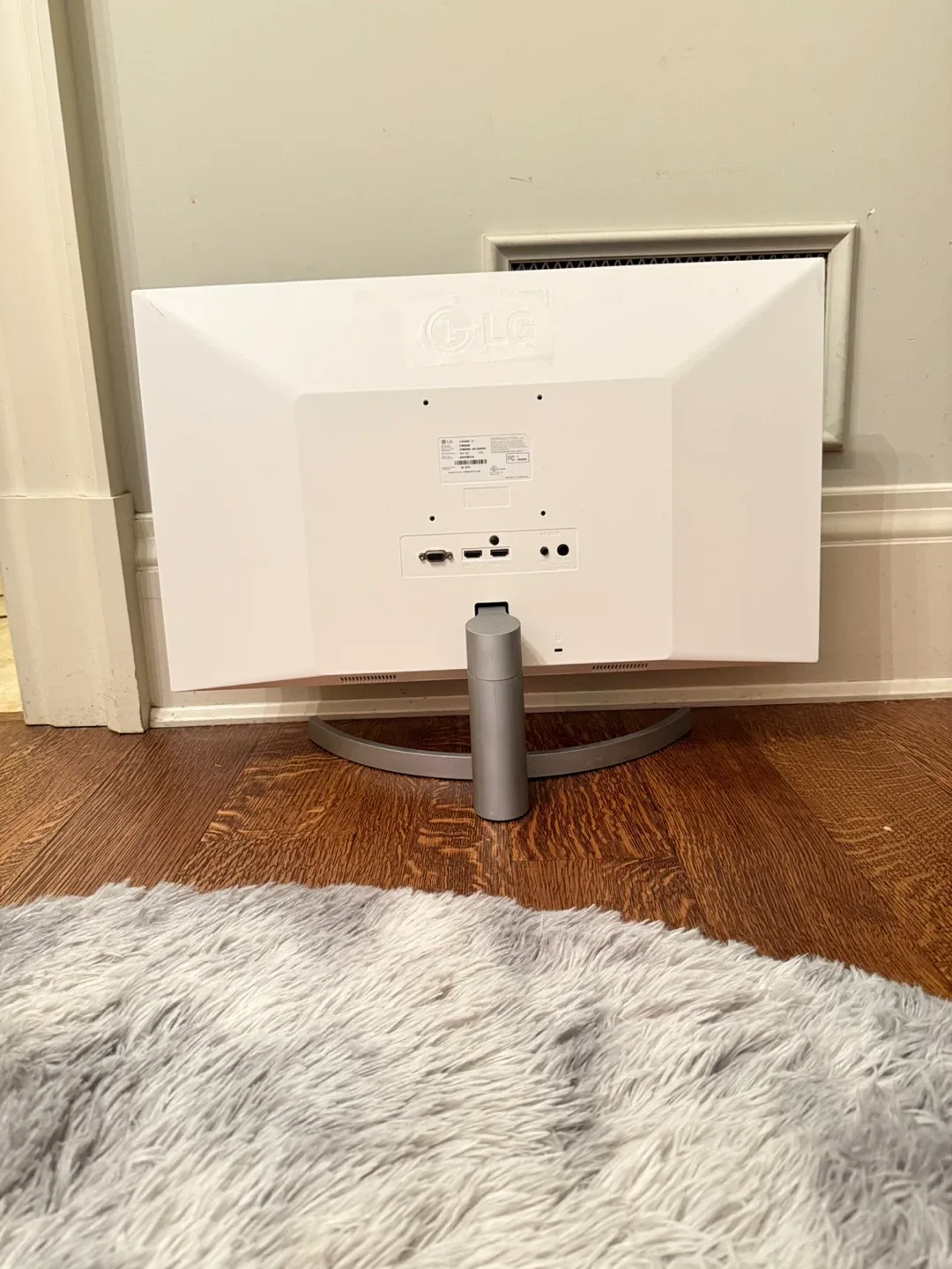 LG 27MK600M 27-inch Monitor image indicator(2)