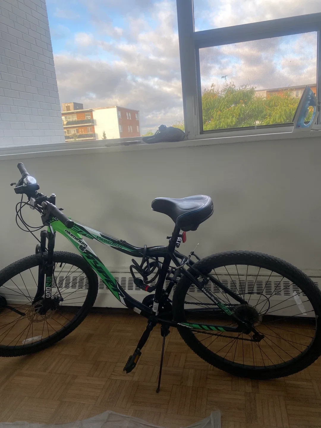 Viking Trail 26.5 Aluminum Mountain Bike thumbnail