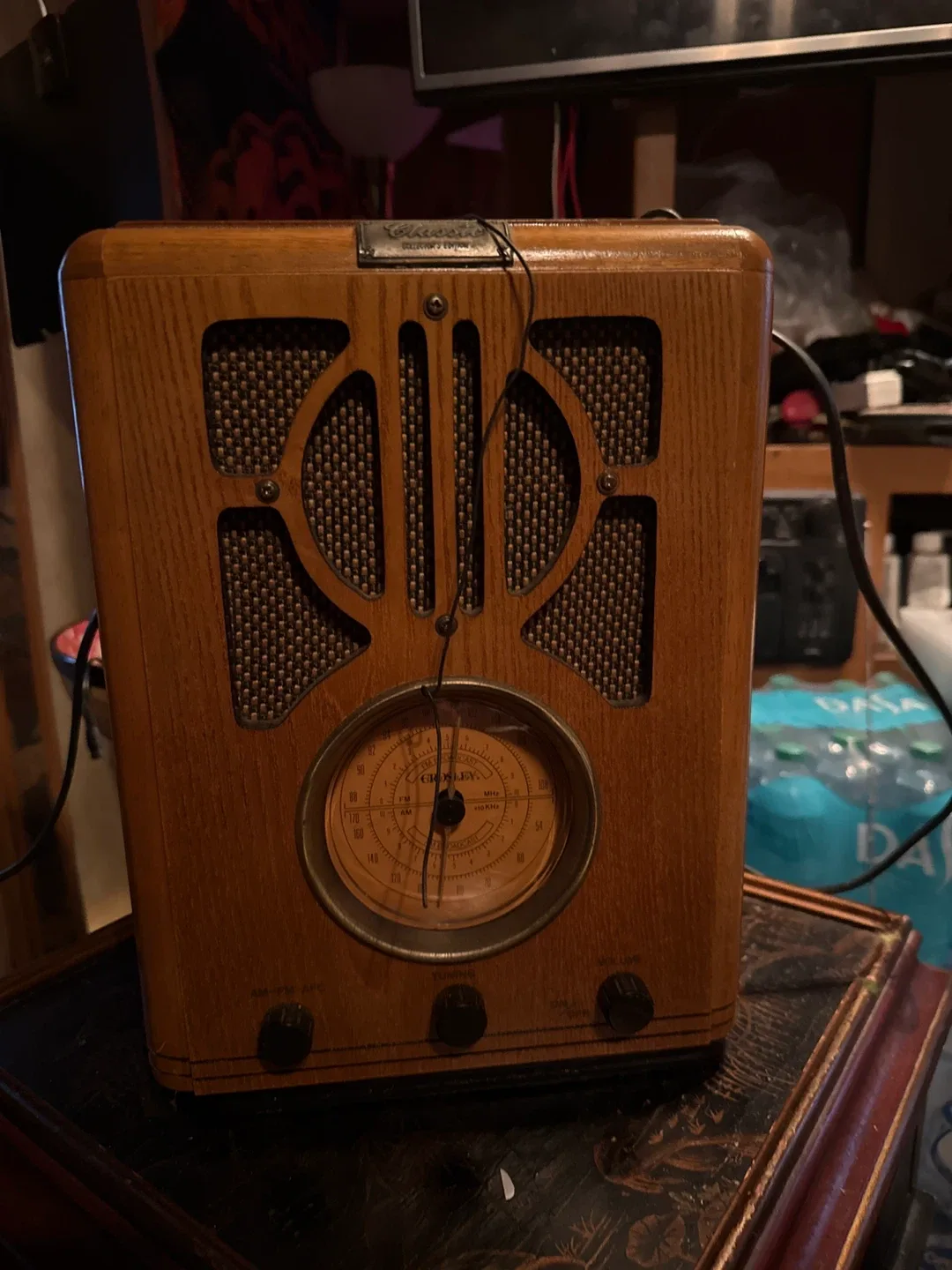 Crosley Classic Collector's Edition Radio thumbnail