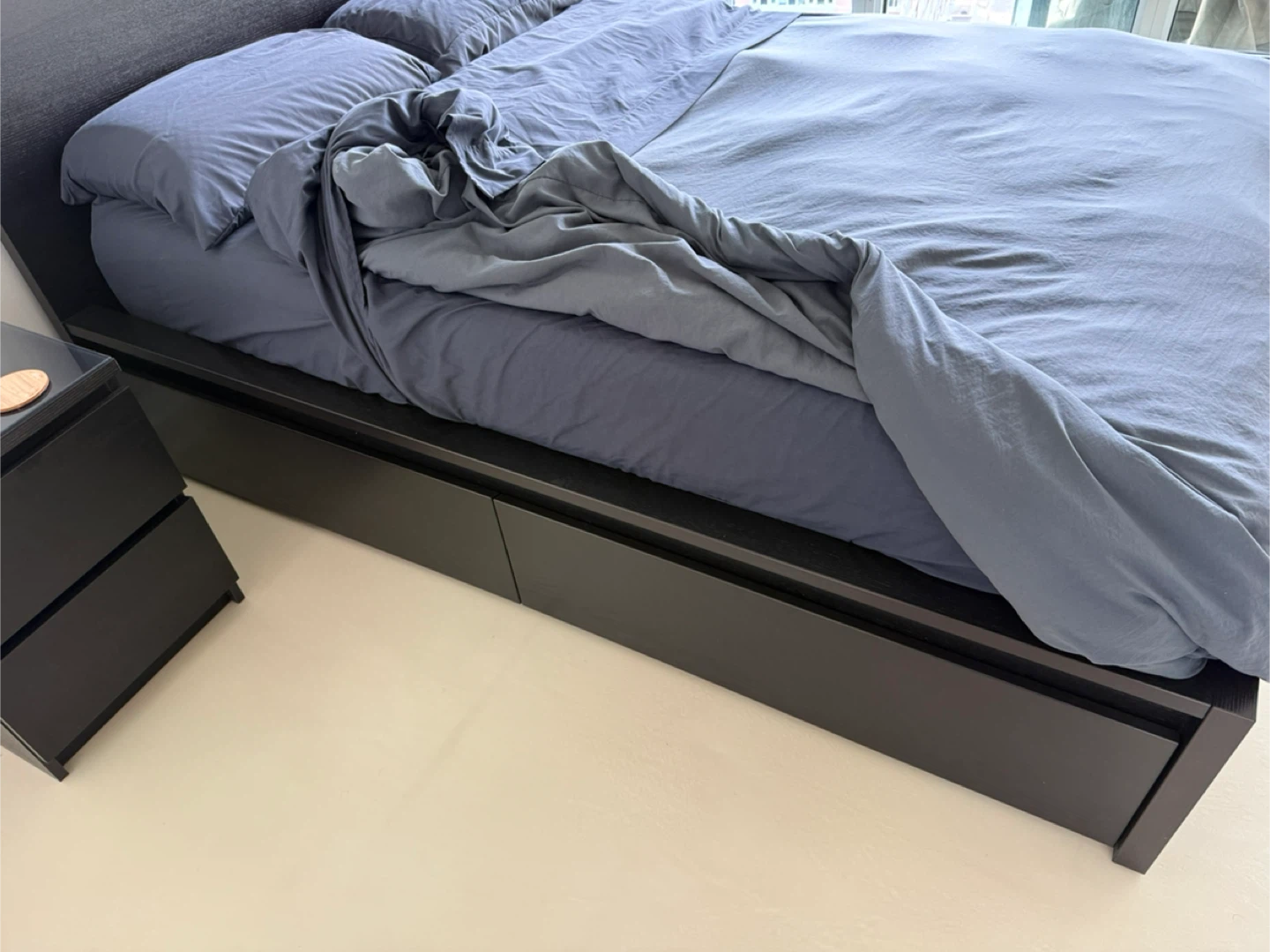Double sized bed frame with headboard and storage - photo 2