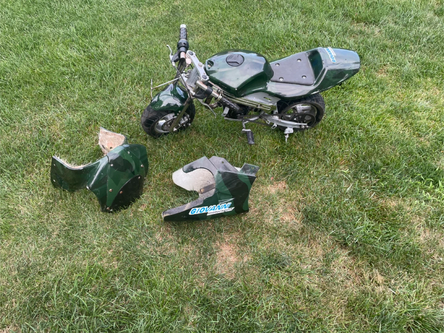 Giovanni Motorsports Gas Powered Pocket Bike Motorcycle - Green
