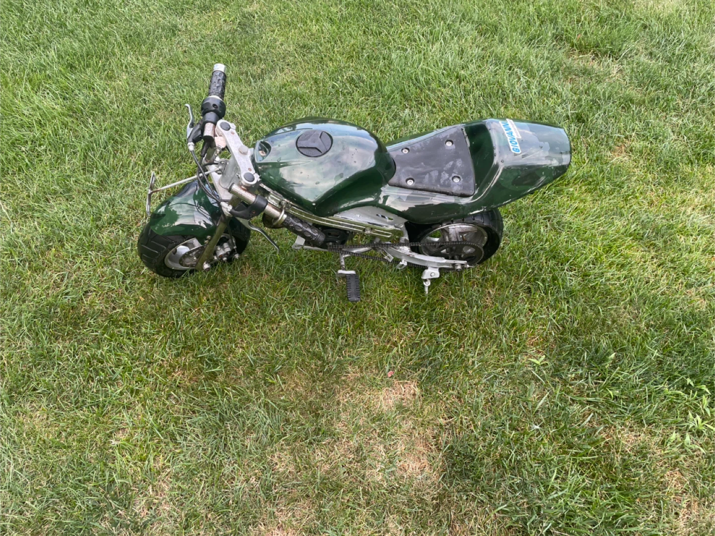 Giovanni Motorsports Gas Powered Pocket Bike Motorcycle - Green - photo 3
