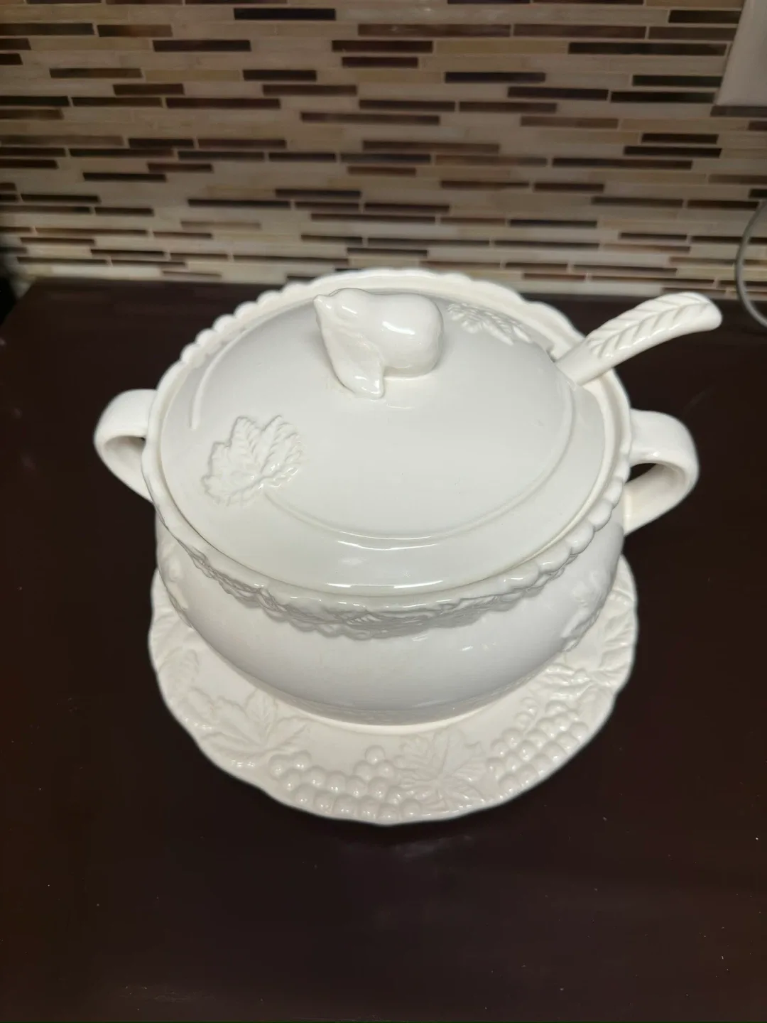 Vintage White Ceramic Soup Tureen with Ladle image indicator(2)