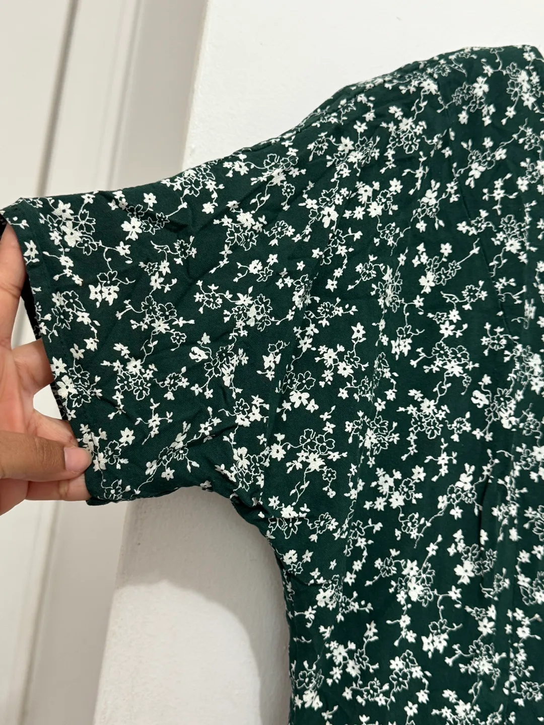 Floral Print Dress - Green and White image indicator(3)