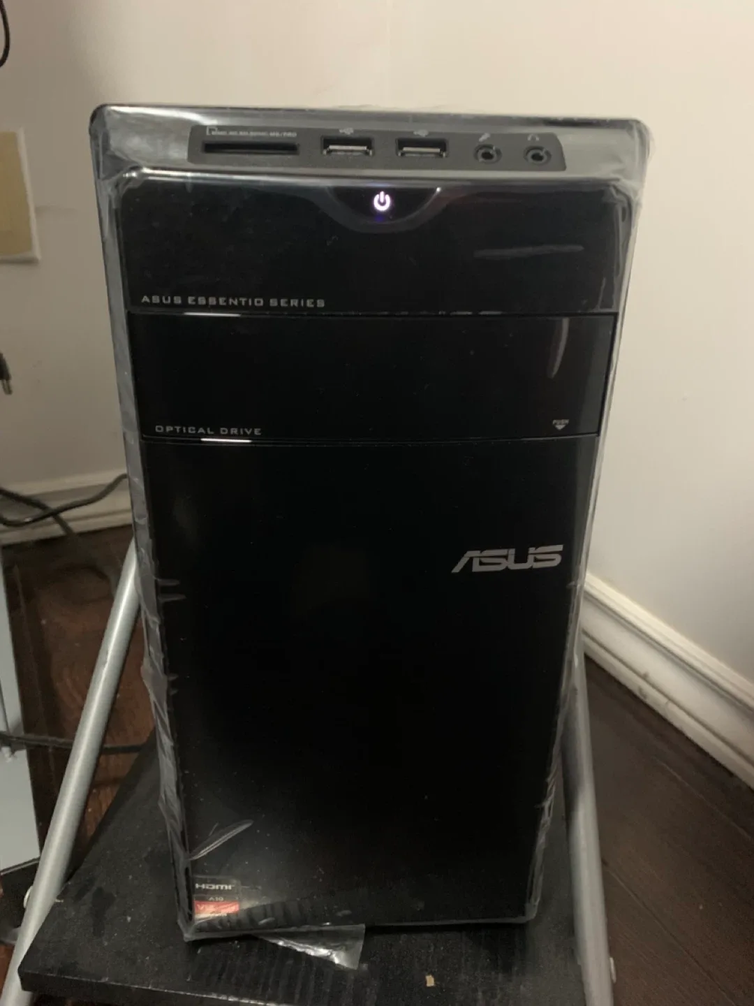 Brand New ASUS Desktop with mouse and keyboard.