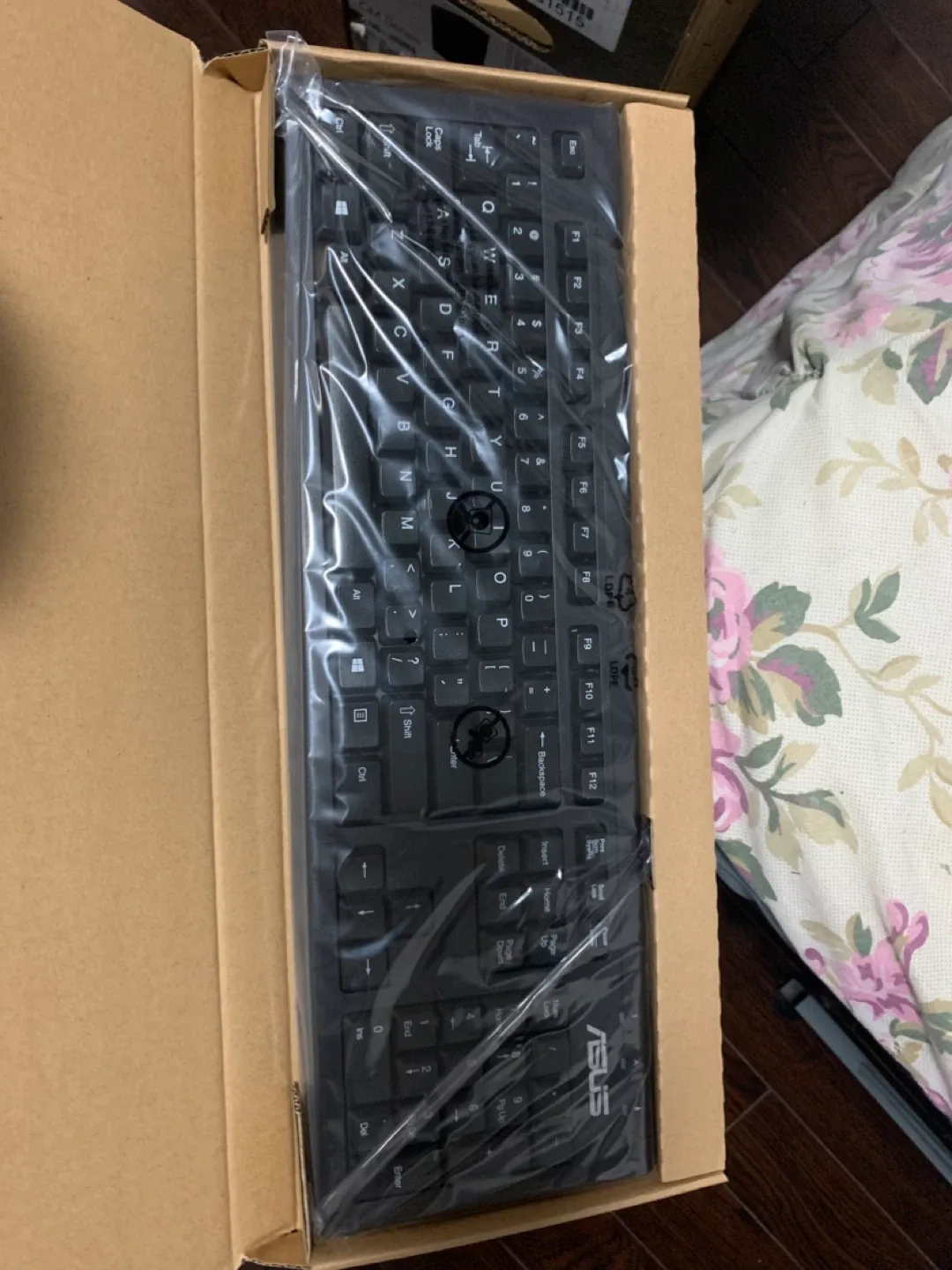 Brand New ASUS Desktop with mouse and keyboard. image indicator(4)