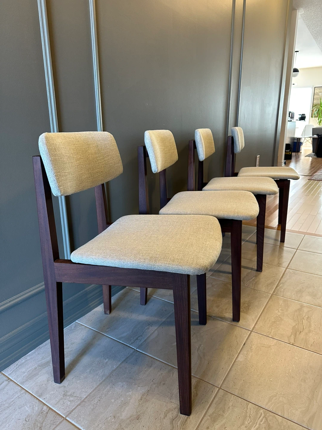 RS Associates dining chairs - photo 3