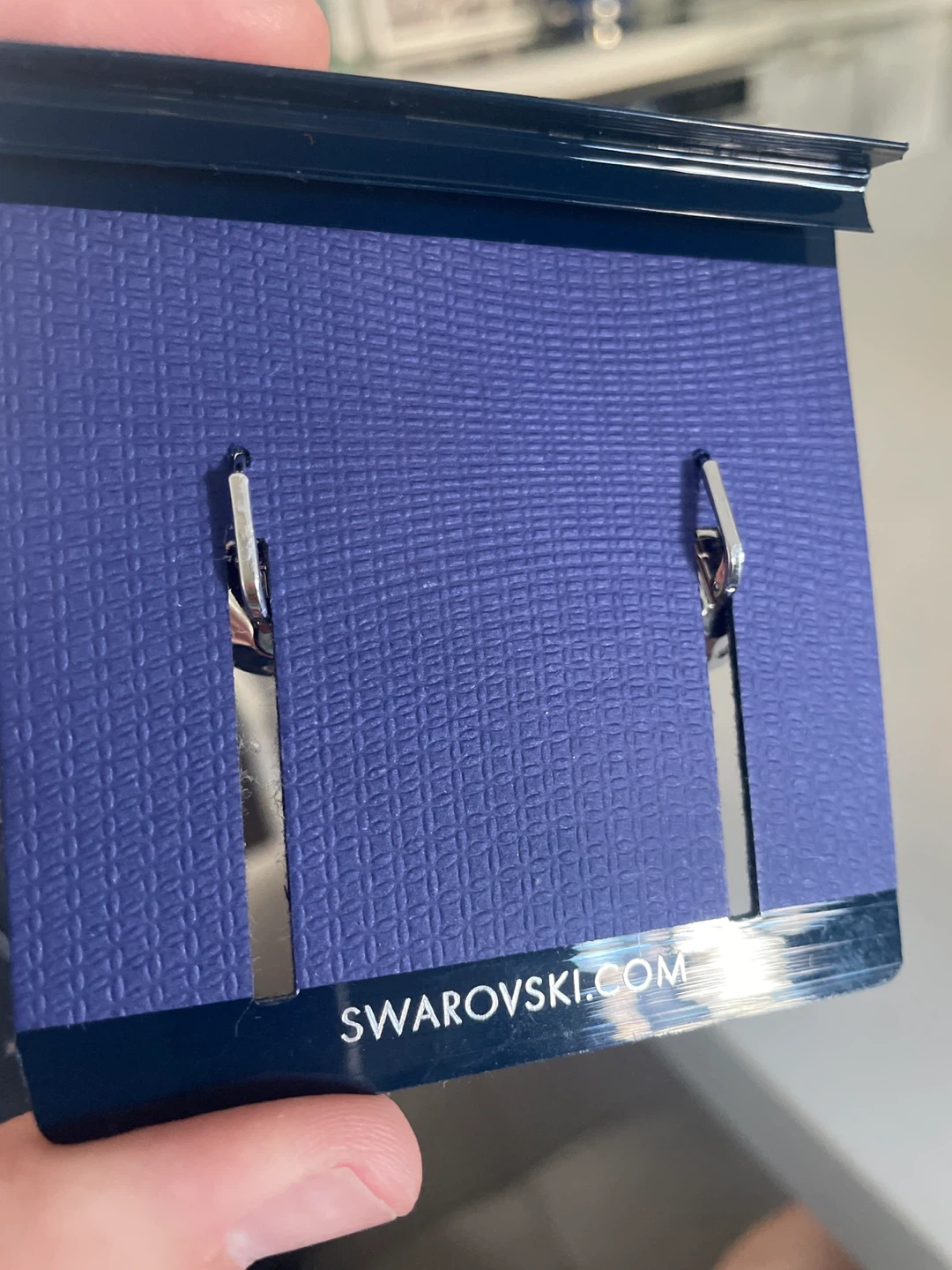 Swarovski Crystal Drop Earrings - New in Box! - photo 2