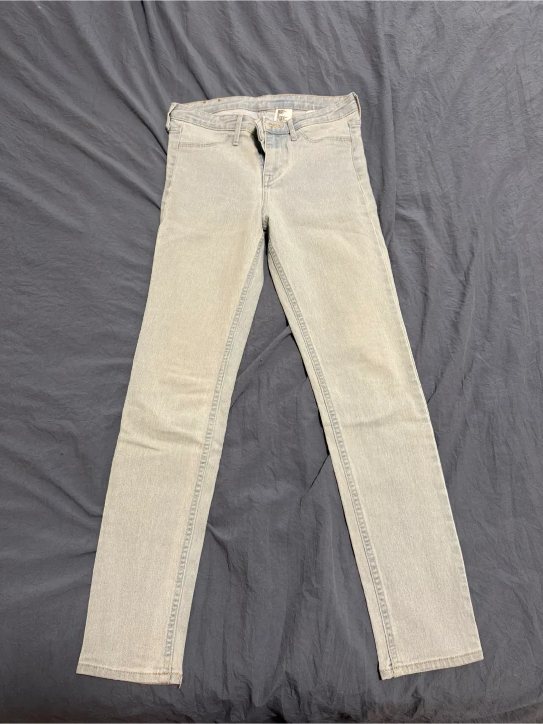 H&M Skinny Regular Waist Ankle Jeans - Size 26 thumbnail