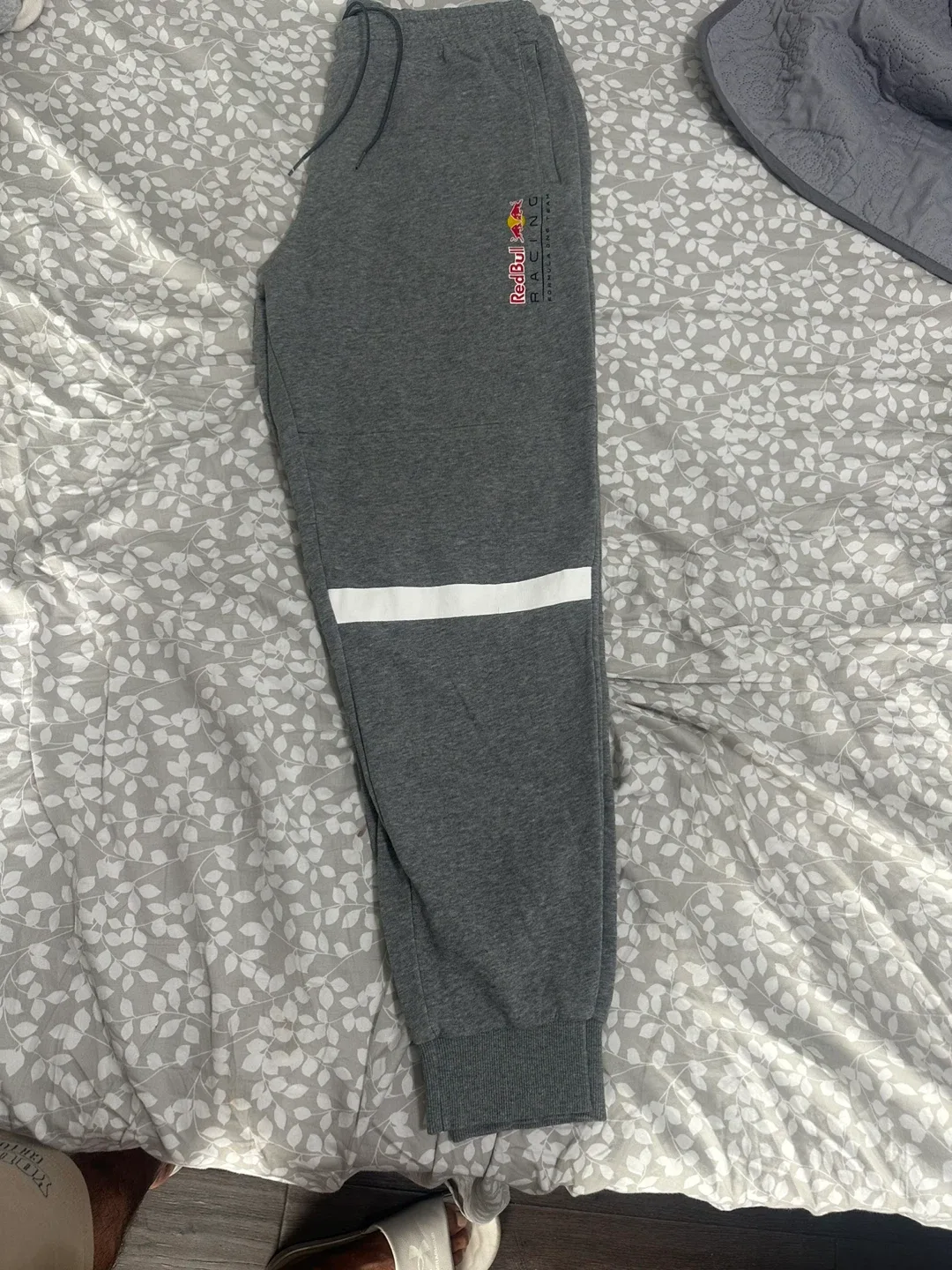 Puma Red Bull Racing Grey Sweatpants - XL thumbnail