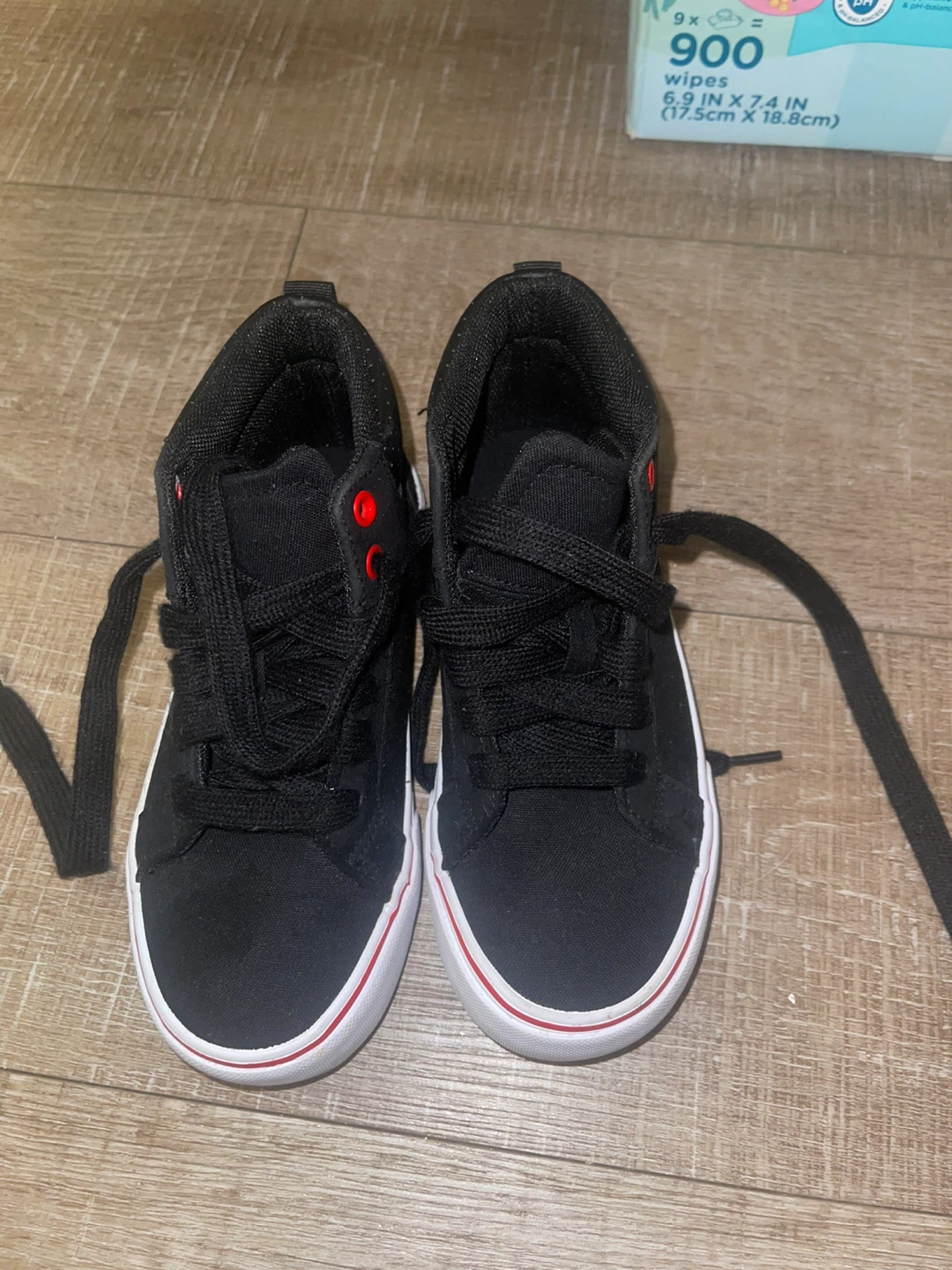 Children sneakers - photo 2