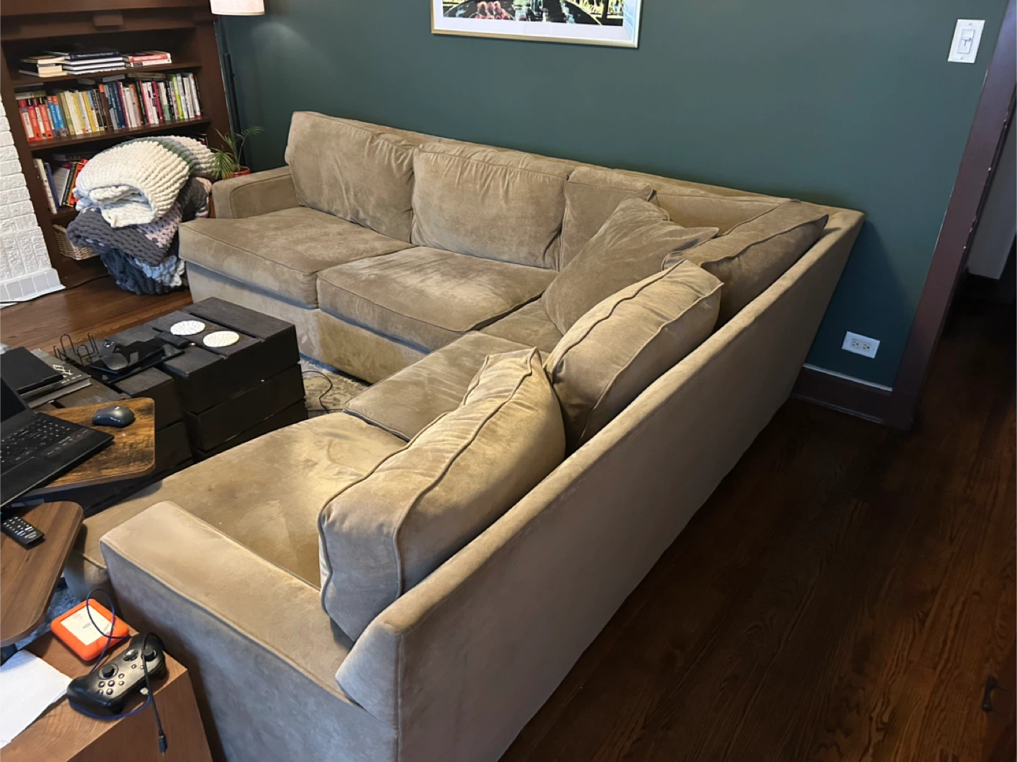 Comfortable Beige Sectional Sofa - photo 3