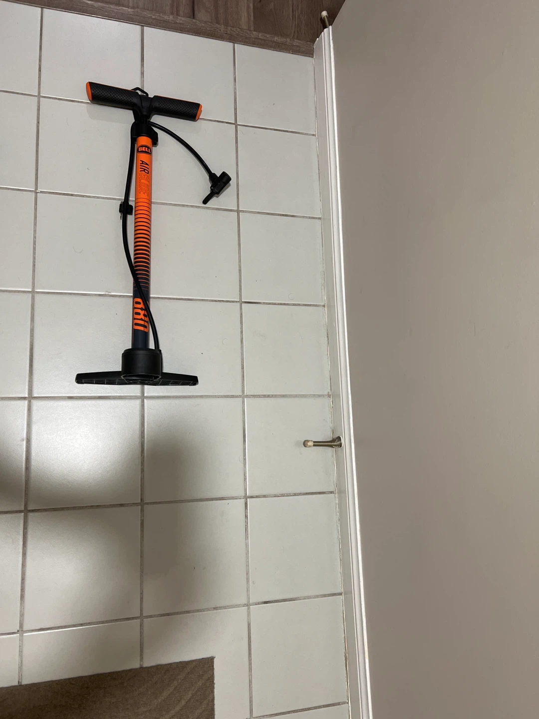 Bell Air Glide 680 Floor Bike Pump
