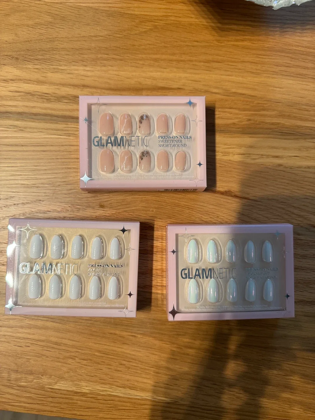 Brand New Glamnetic press on nails thumbnail