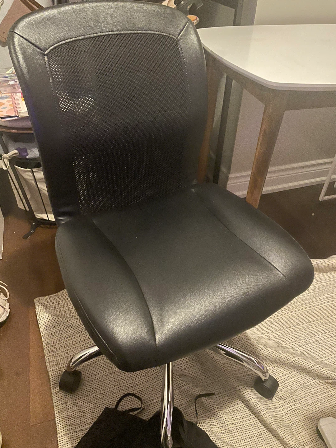 Desk and Chair - photo 4